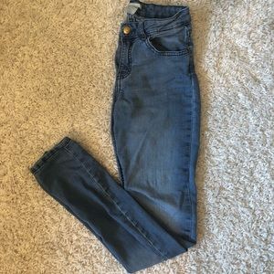 H & M skinny jeans